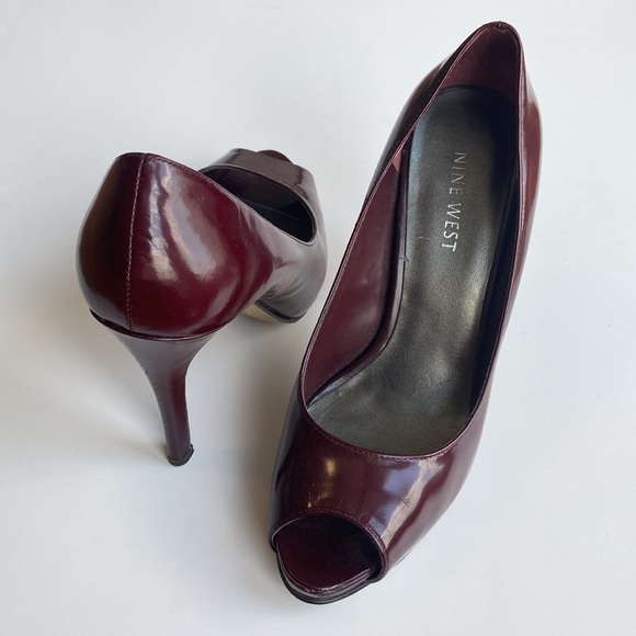 CLEARANCE**Nine West peep toe pumps patent - Picture 1 of 10